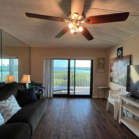 Bayshore Yatch Tennis Condo 2Br 3 Beds, Walking Distance To Beautiful Quite Beach Clearwater Beach Extérieur photo