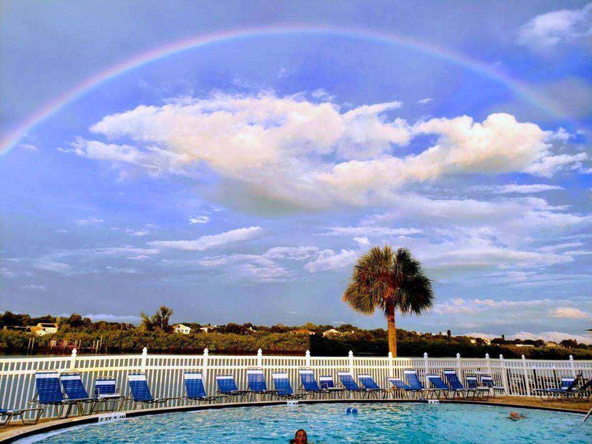 Bayshore Yatch Tennis Condo 2Br 3 Beds, Walking Distance To Beautiful Quite Beach Clearwater Beach Extérieur photo